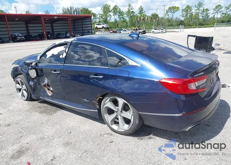 2018 Honda Accord Touring 2.0T из США, поврежденный, VIN 1HGCV2F90JA017460